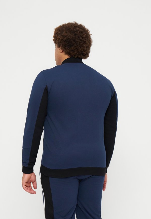 EA7 Emporio Armani