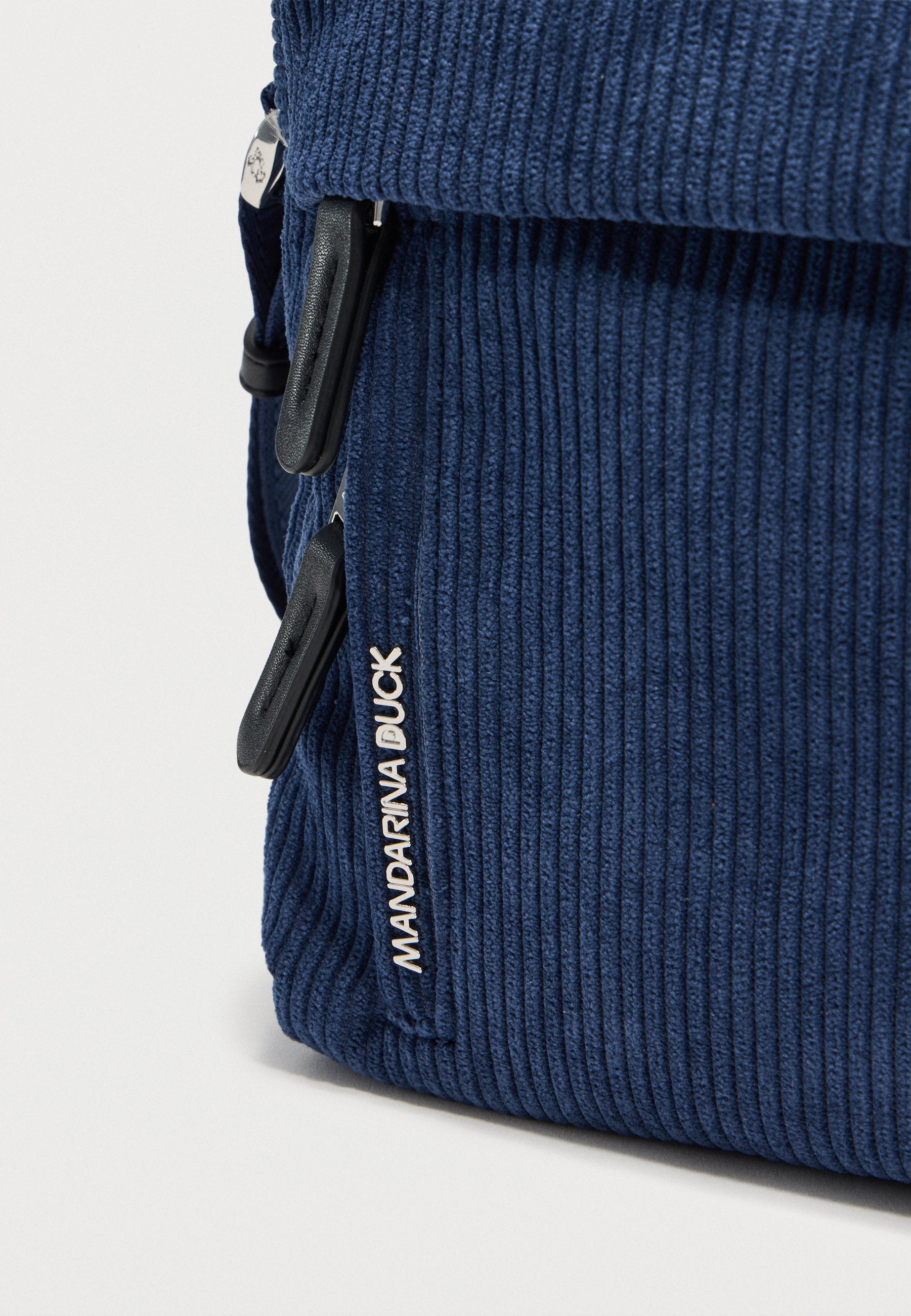 Mandarina Duck