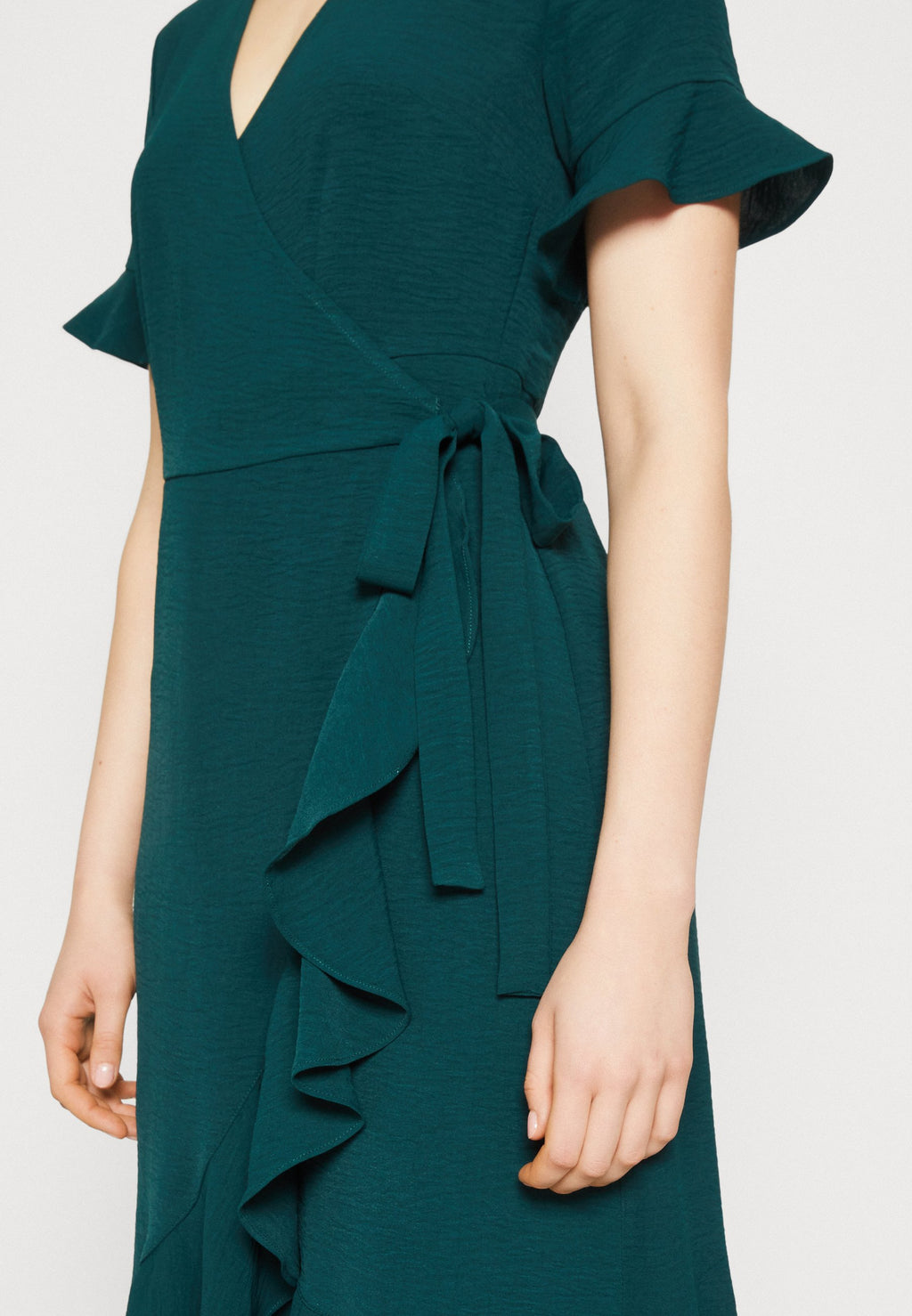 ONLMETTE WRAP FRILL DRESS Media 6