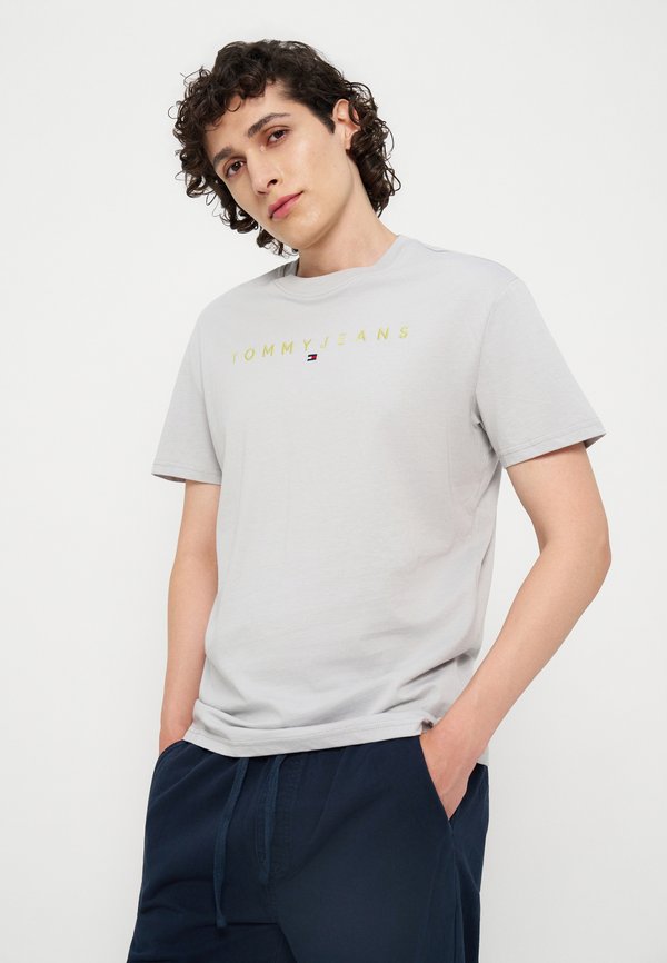 Tommy Jeans TJM REG LINEAR LOGO TEE EXT