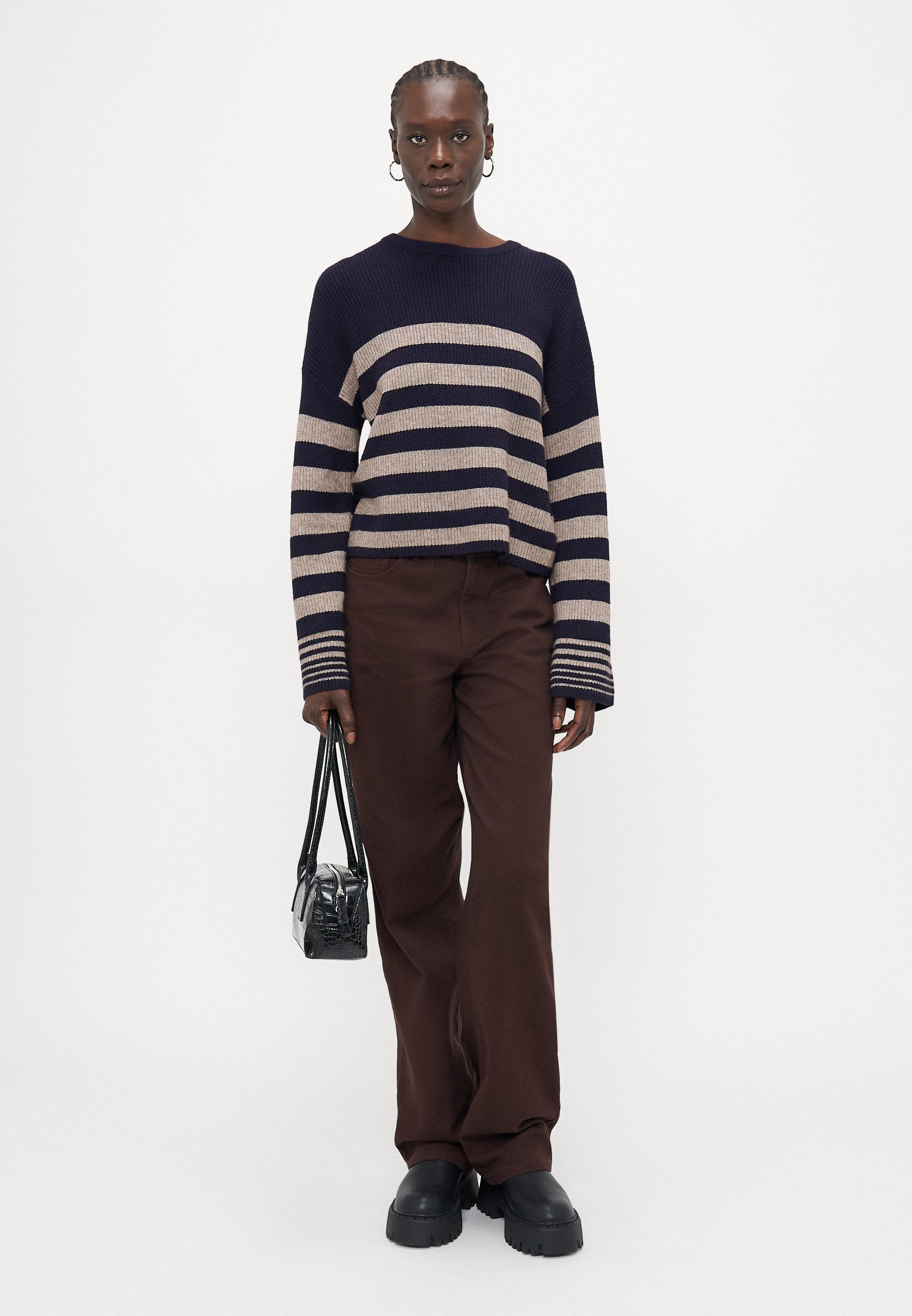 ONLKATIA STRIPE O NECK  Media 2