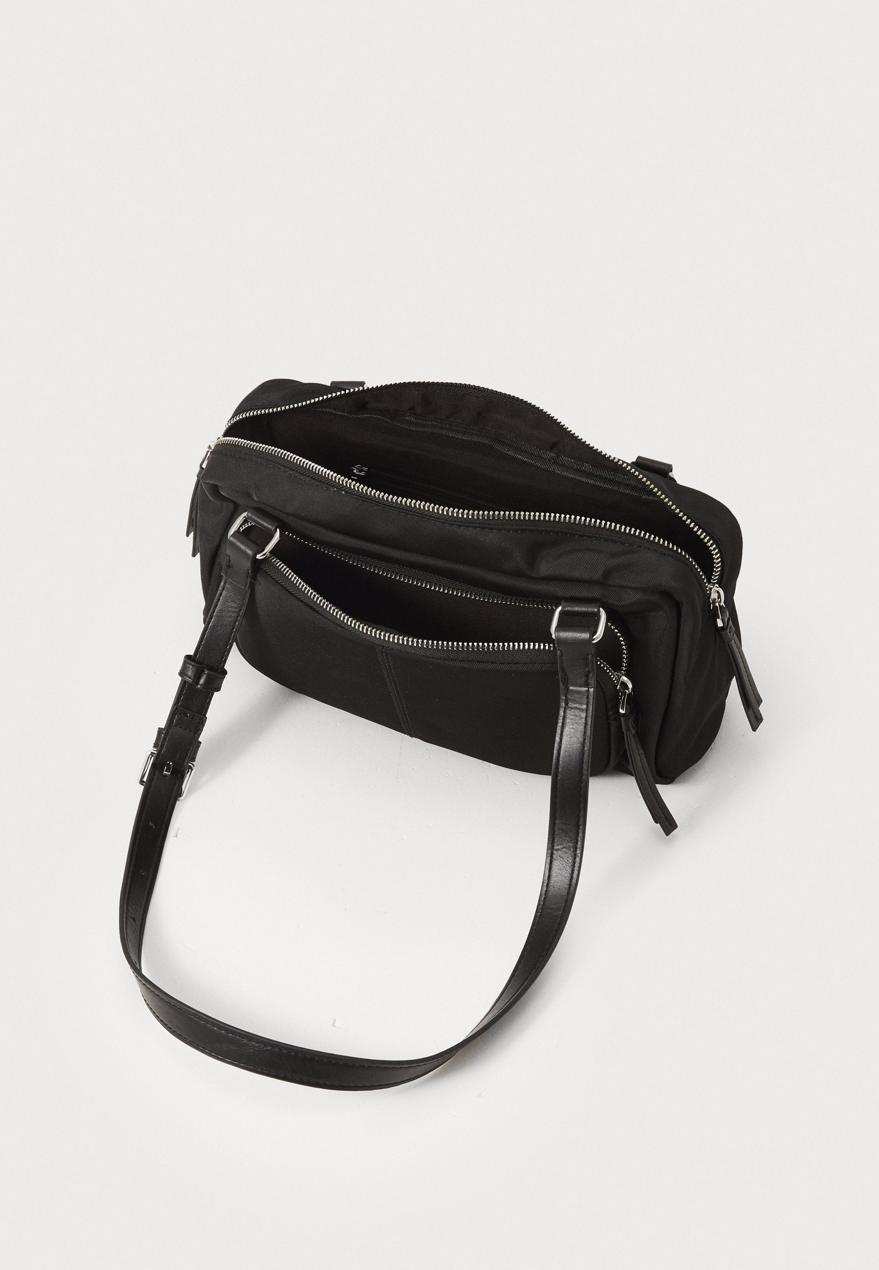 PARFOIS CROSSBODY BAG SABRINA BLACK