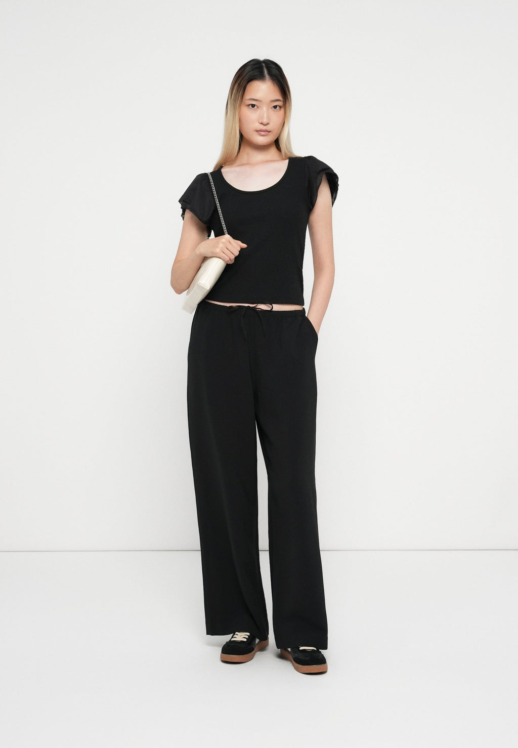 GAP FLUTTER SCOOP