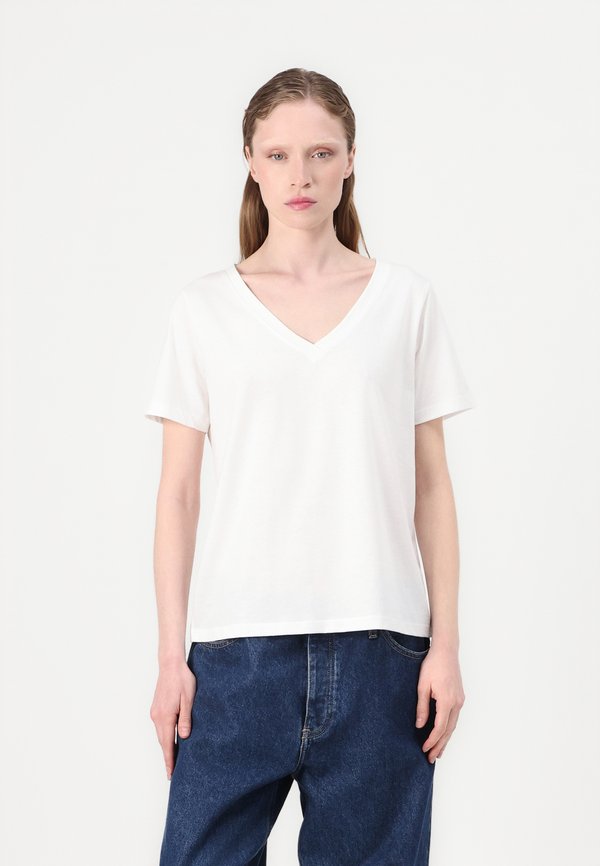 Calvin Klein SMOOTH V NECK TEE - Basic T-shirt - bright white