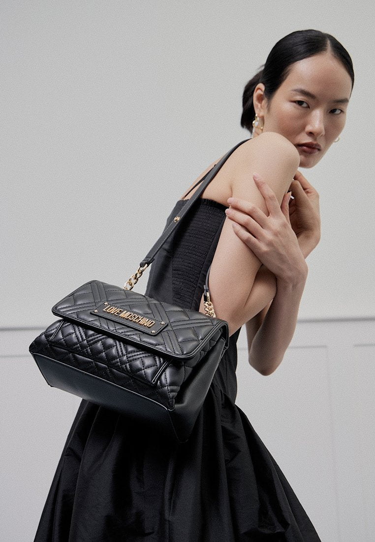 Love Moschino