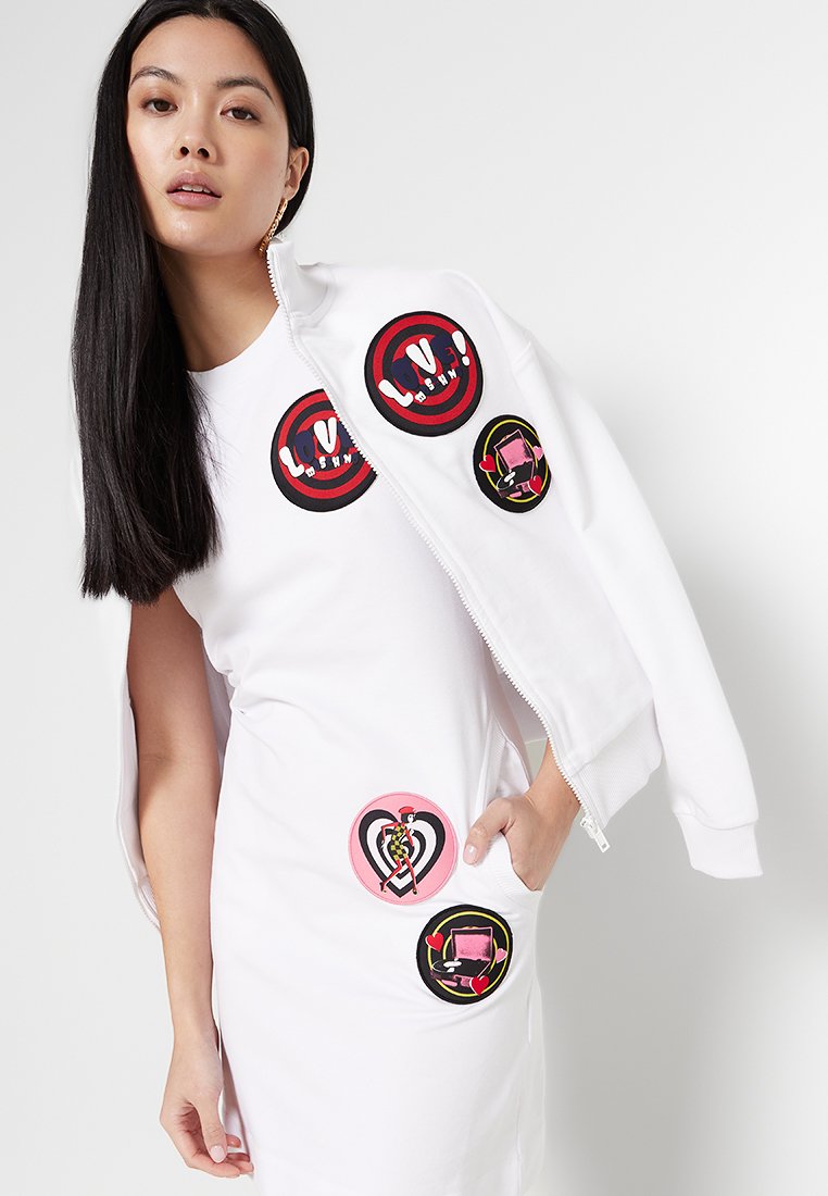 Love Moschino