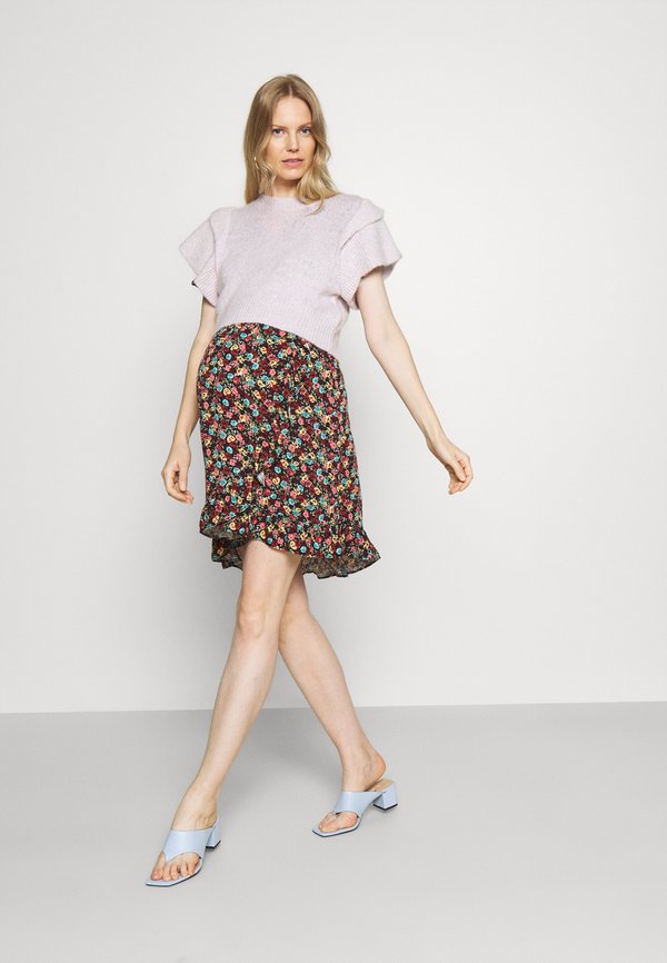 Pieces Maternity PCMFRILL O-NECK
