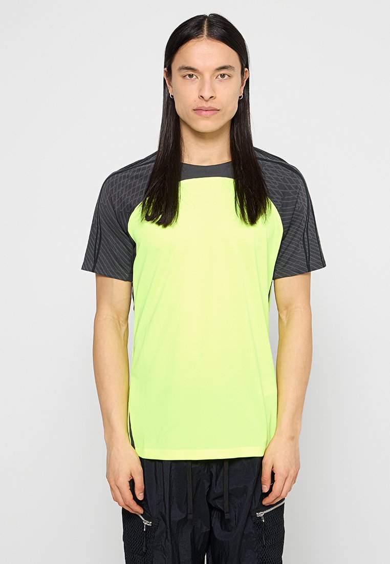 Nike Performance SLIM FIT