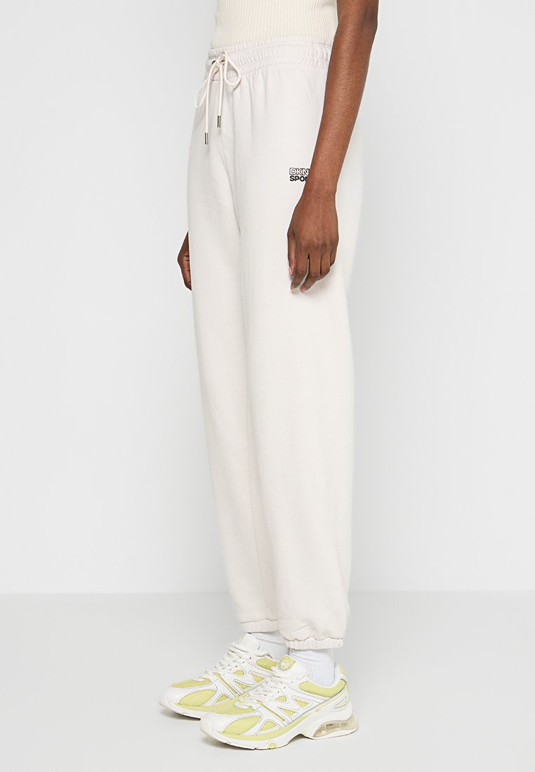 DKNY Sport