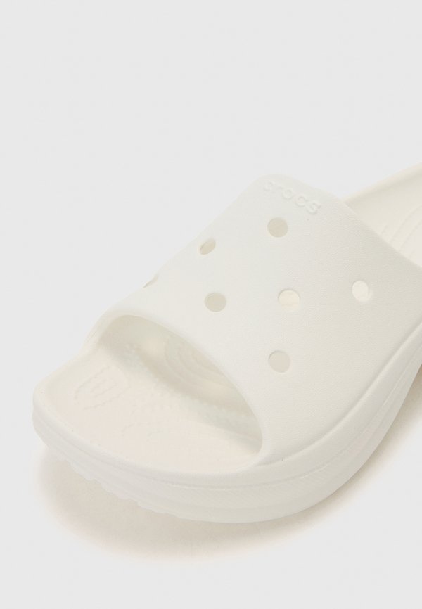Crocs BAE