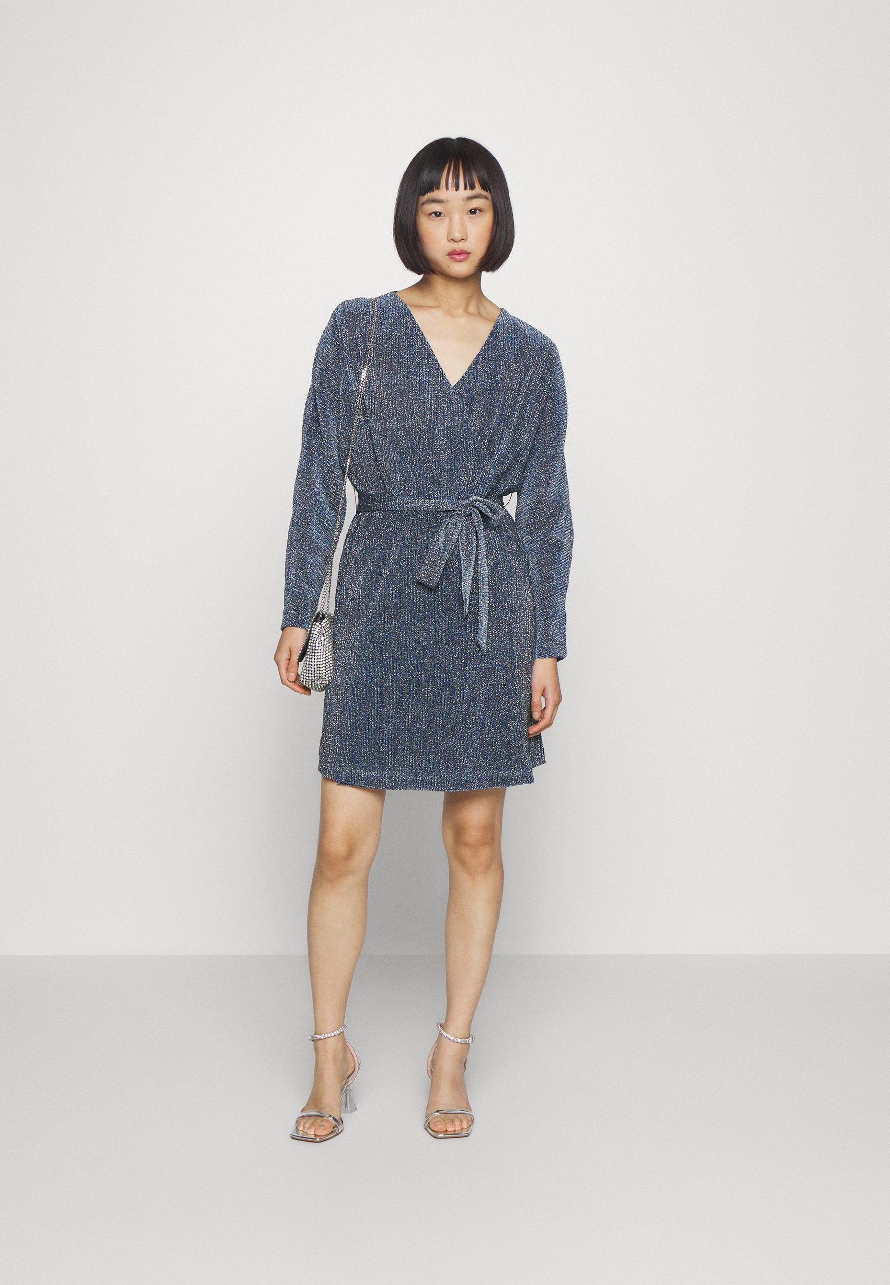 ONLALLY V NECK BELT SHORT DRESS Media 2