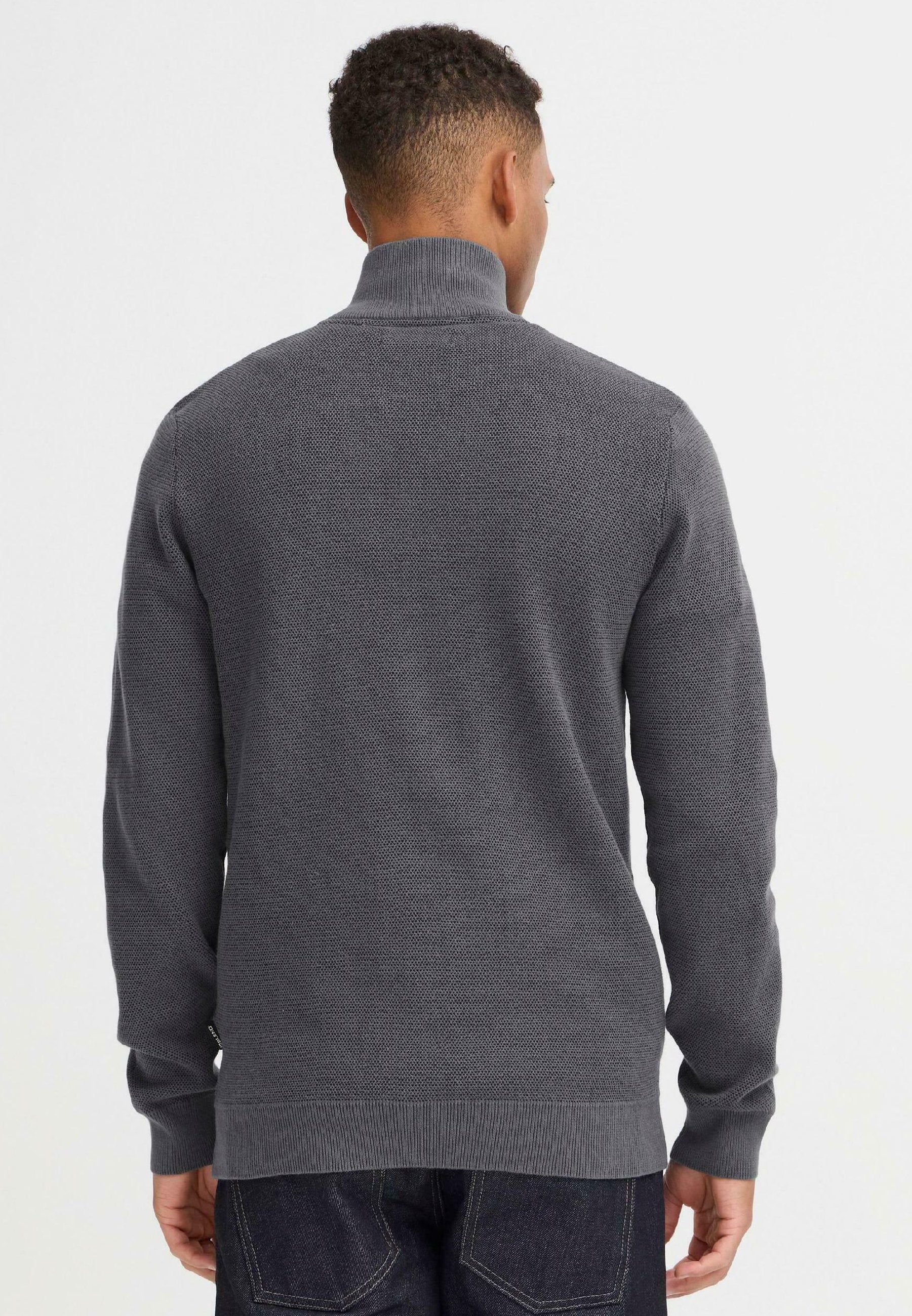 BHBAAL FINE KNIT TROYER Media 4