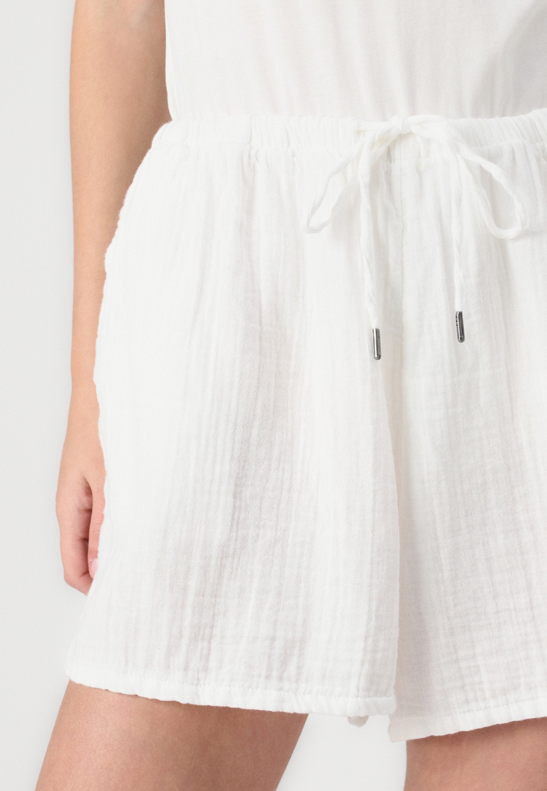 GAP GAUZE PULL ON SHORT