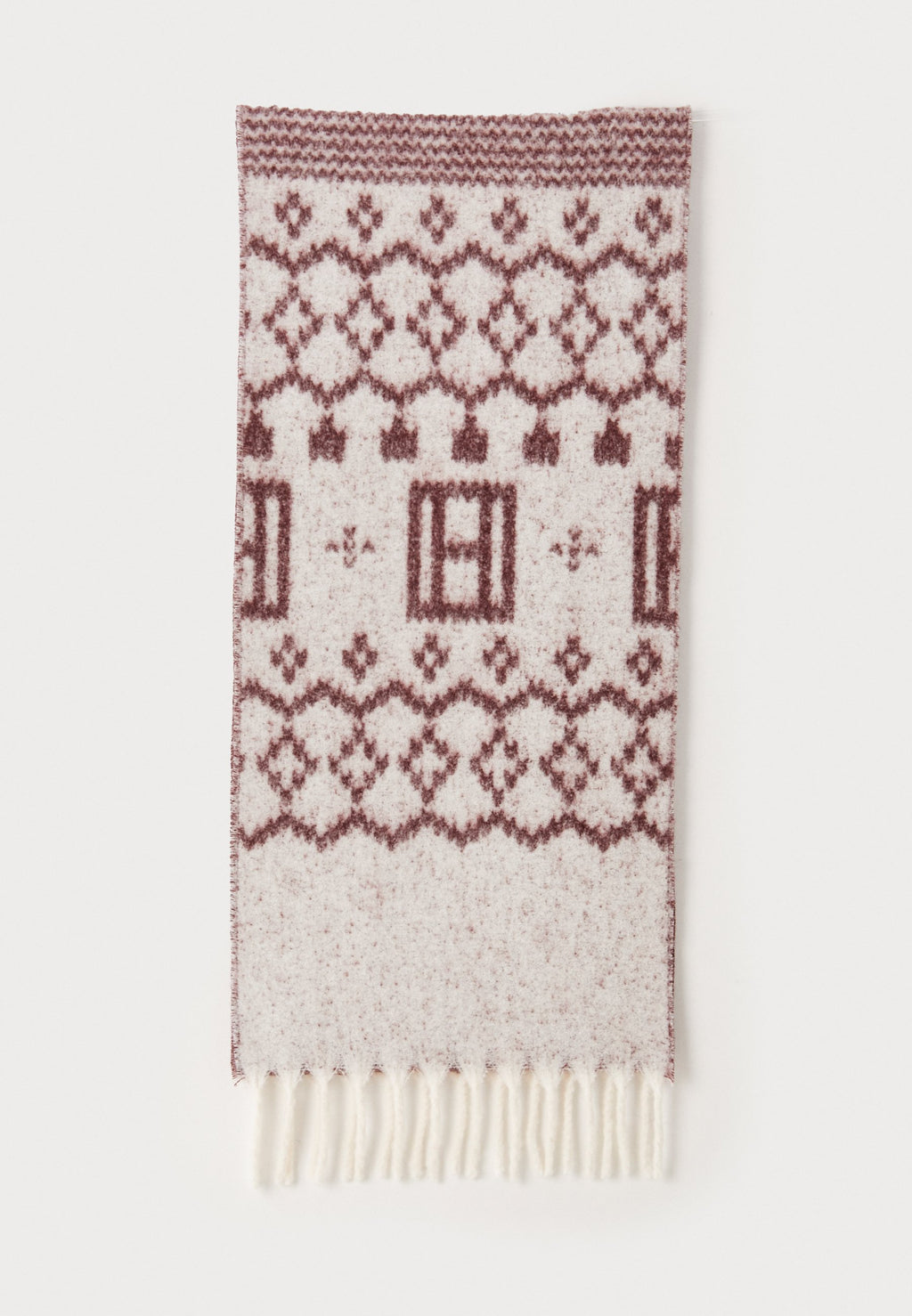 FAIR ISLE SCARF Media 1