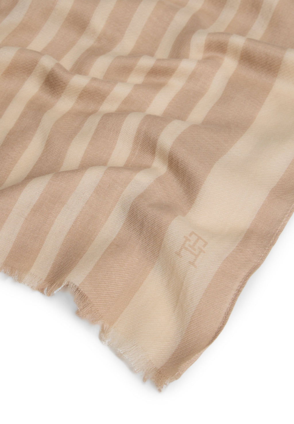 CHIC TH MONOGRAM RECTANGULAR SCARF Media 3