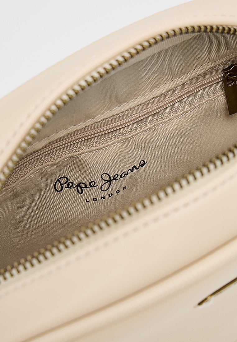 Pepe Jeans