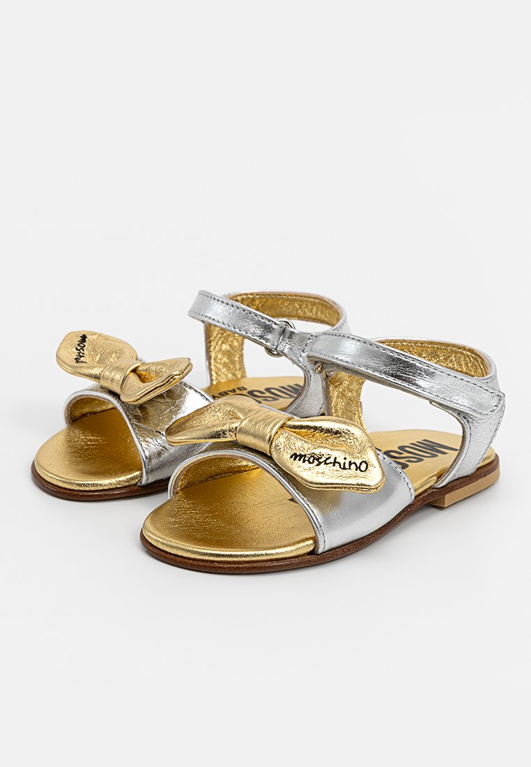 MOSCHINO
