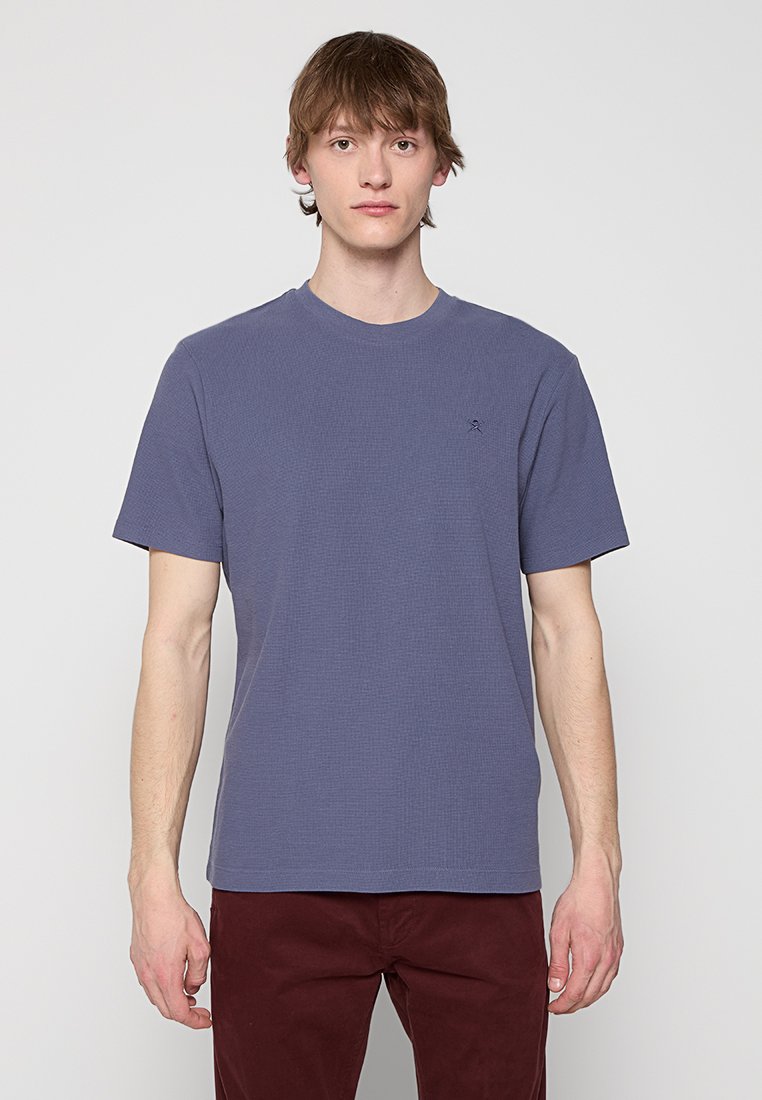 Hackett London