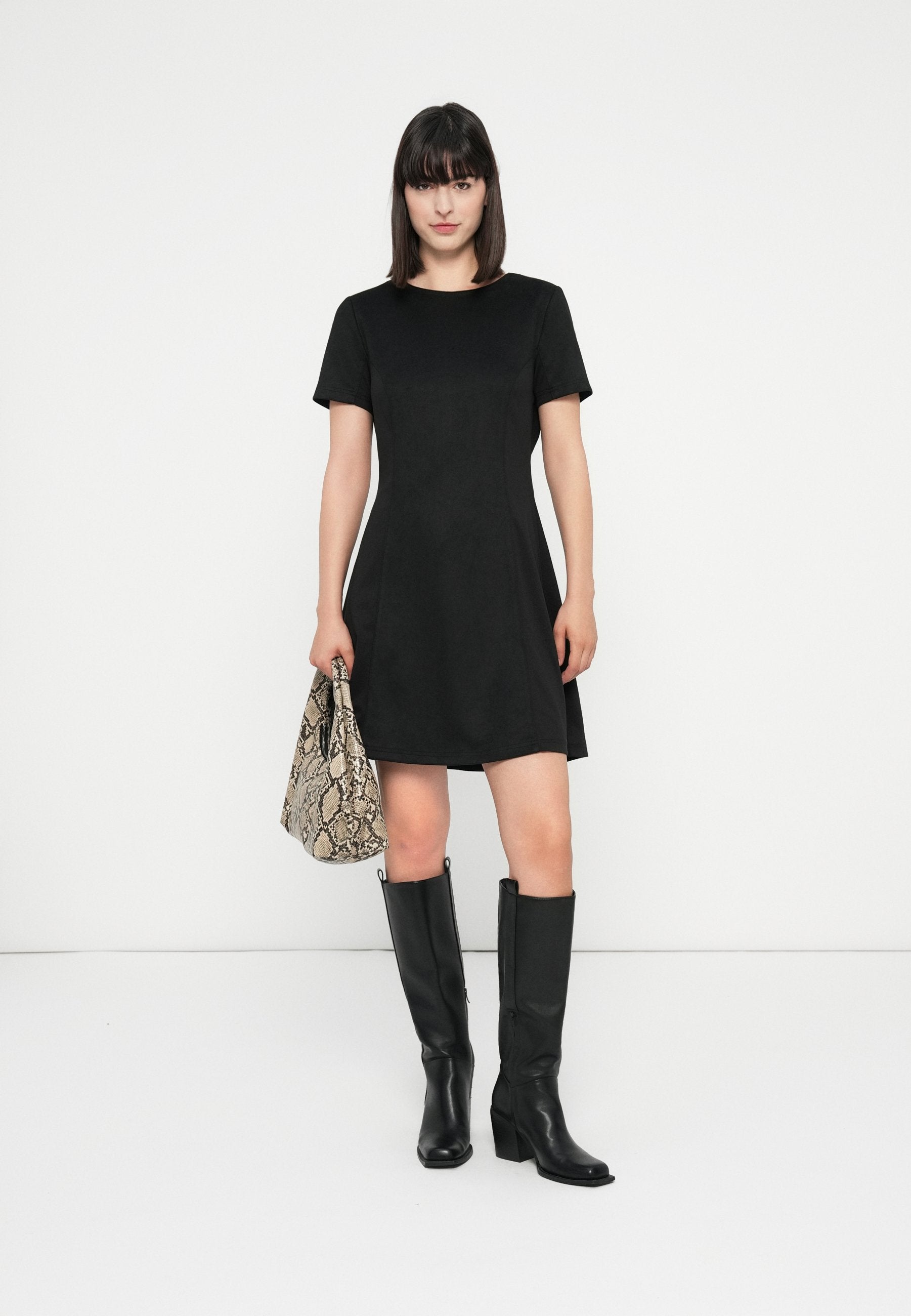 ONLMADDY DRESS Media 2