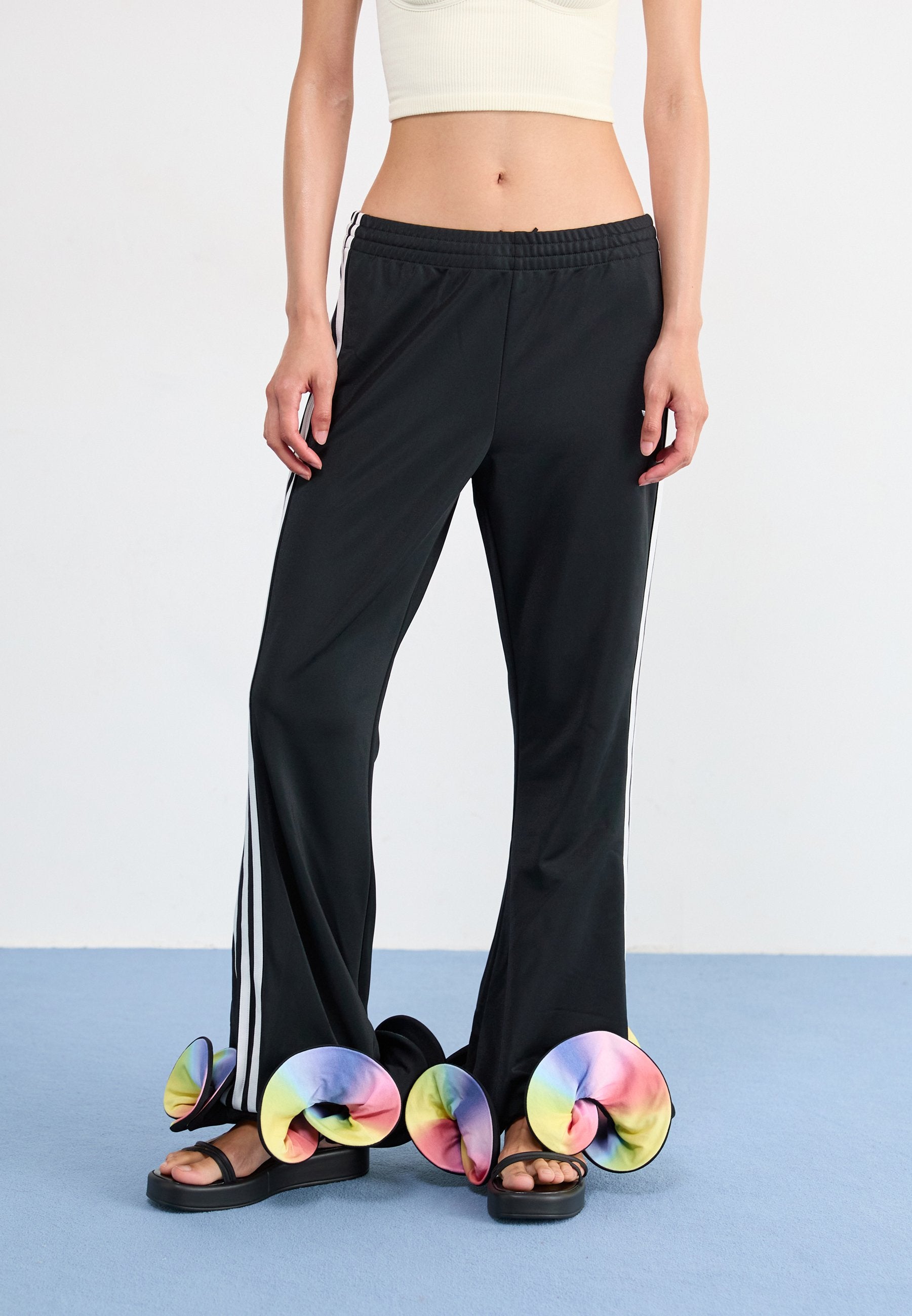 adidas Originals X JEREMY SCOTT PRIDE RUFFLE