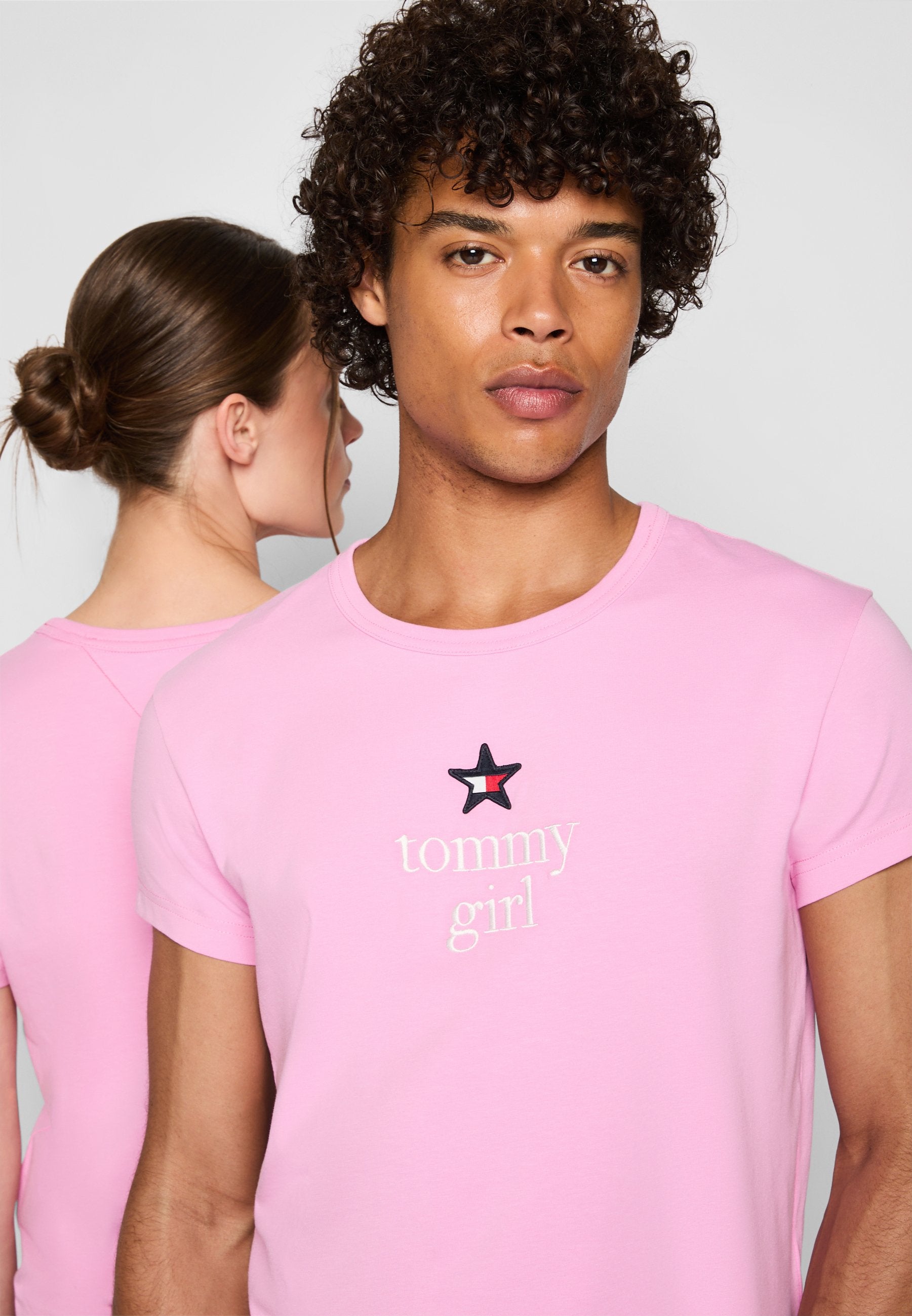 Tommy Jeans EXCLUSIVE TEE UNISEX