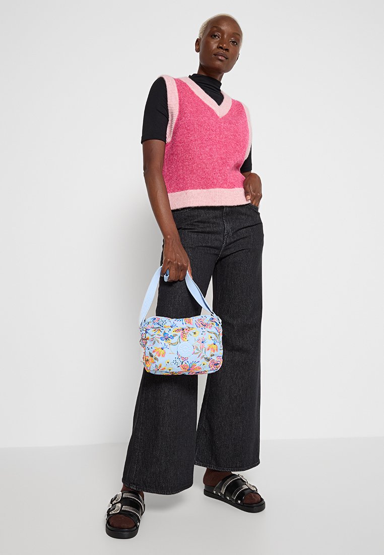 Kipling DAMIAN
