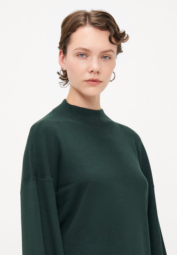 Vero Moda Tall VMNANCY FUNNELNECK DRESS