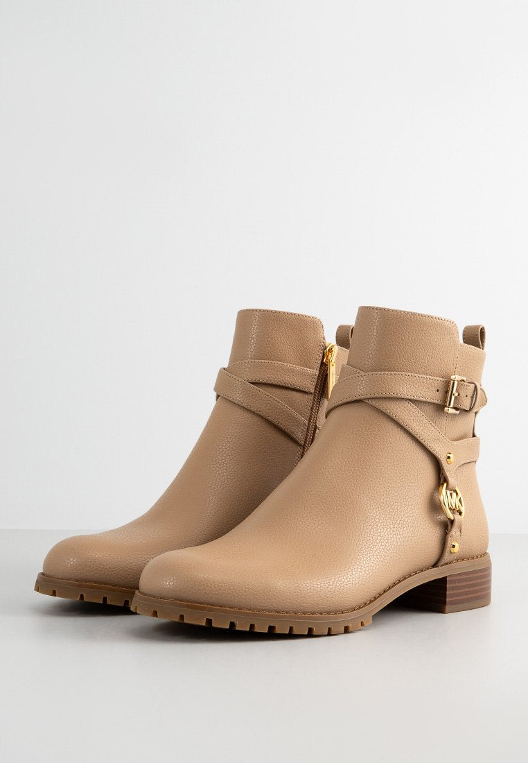 Michael Kors PRESTON