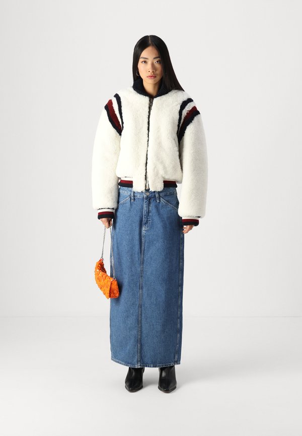 Tommy Hilfiger VARSITY