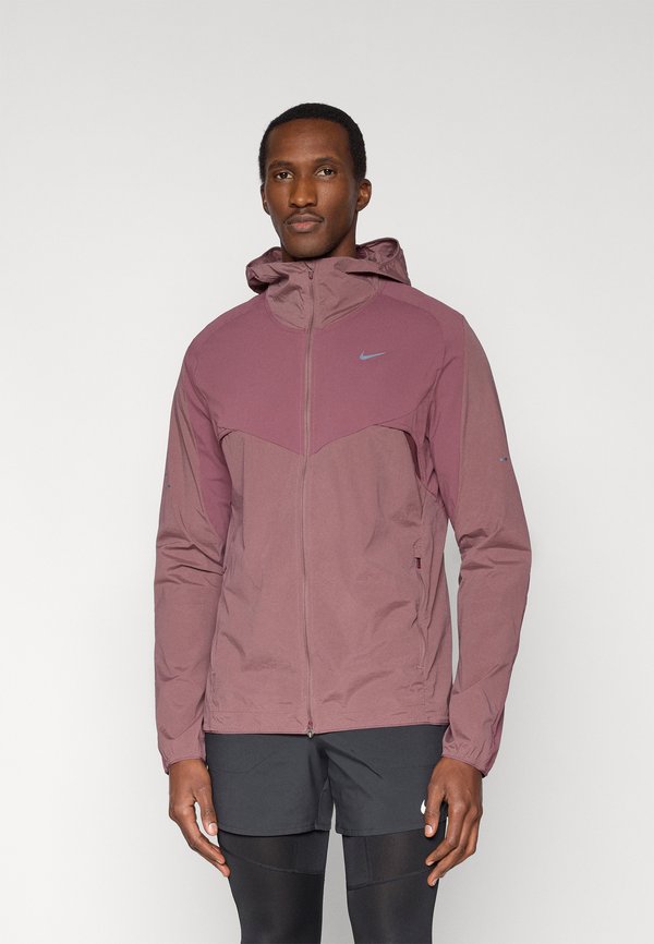 Nike Performance STRIDE - Windbreaker - dark wine/tattoo/burgundy crush