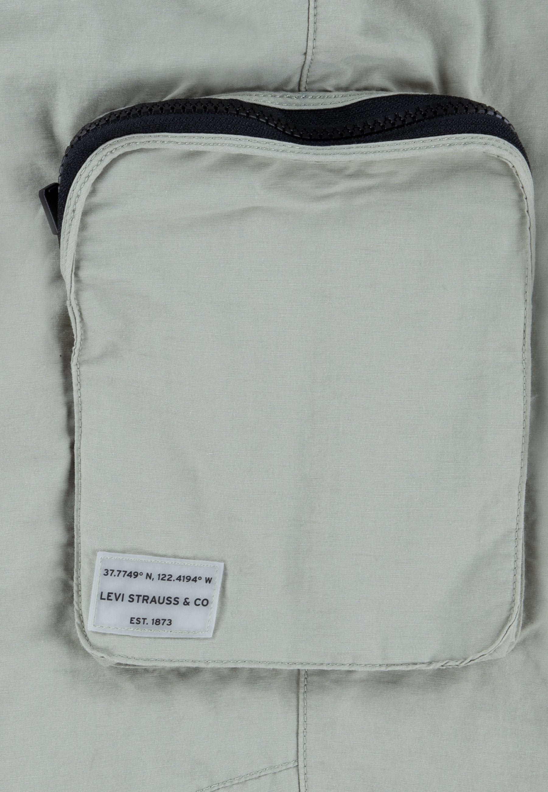 Levi's® PARACHUTE PANTS