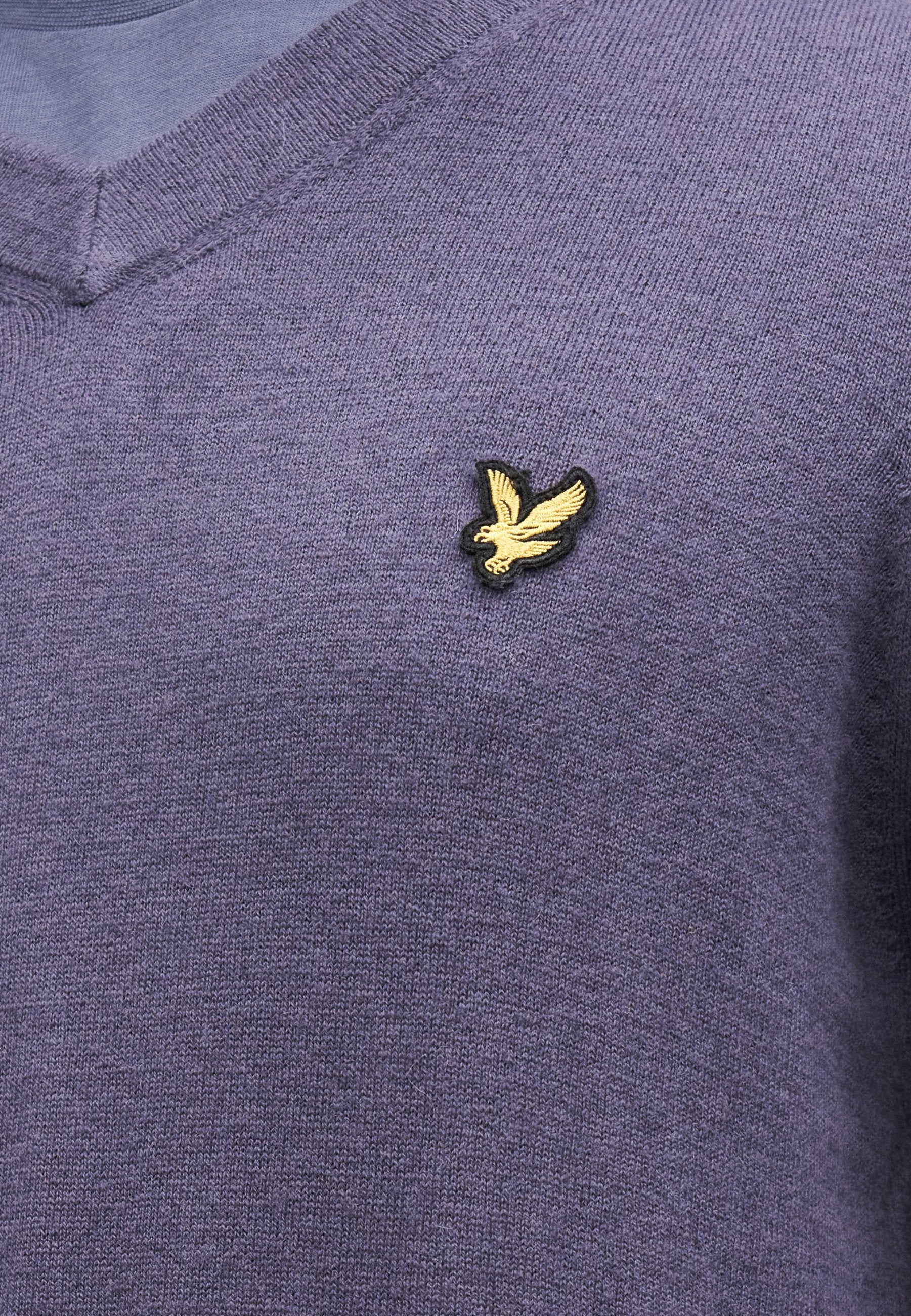 Lyle & Scott V NECK JUMPER