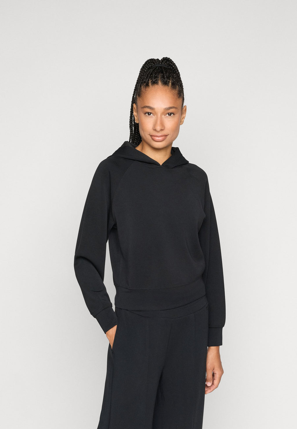 4F SWEATSHIRT