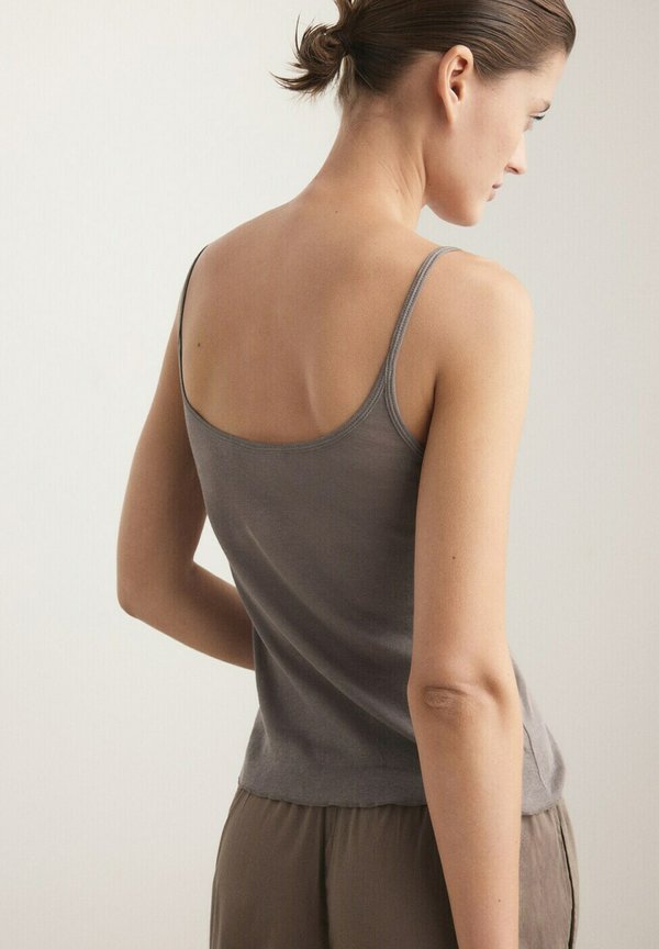 Mango Top - light brown