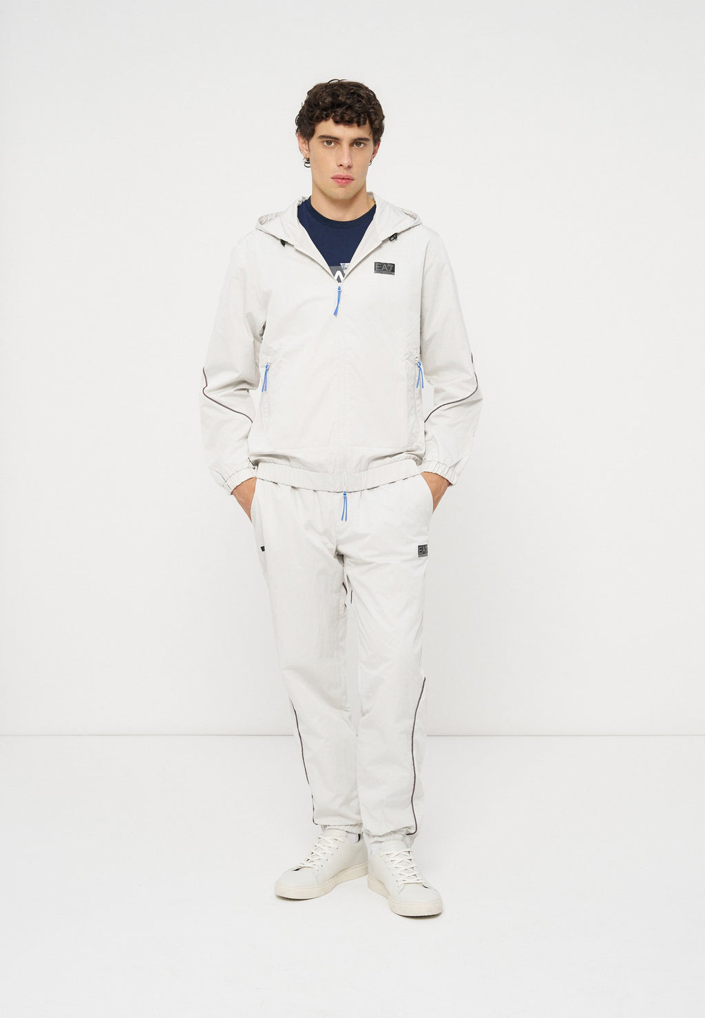 EA7 Emporio Armani Trainingsanzug Media 3