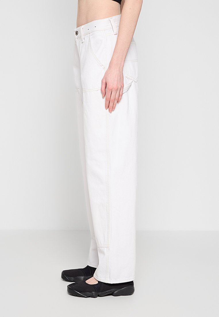 Abercrombie & Fitch RELAXED FIT