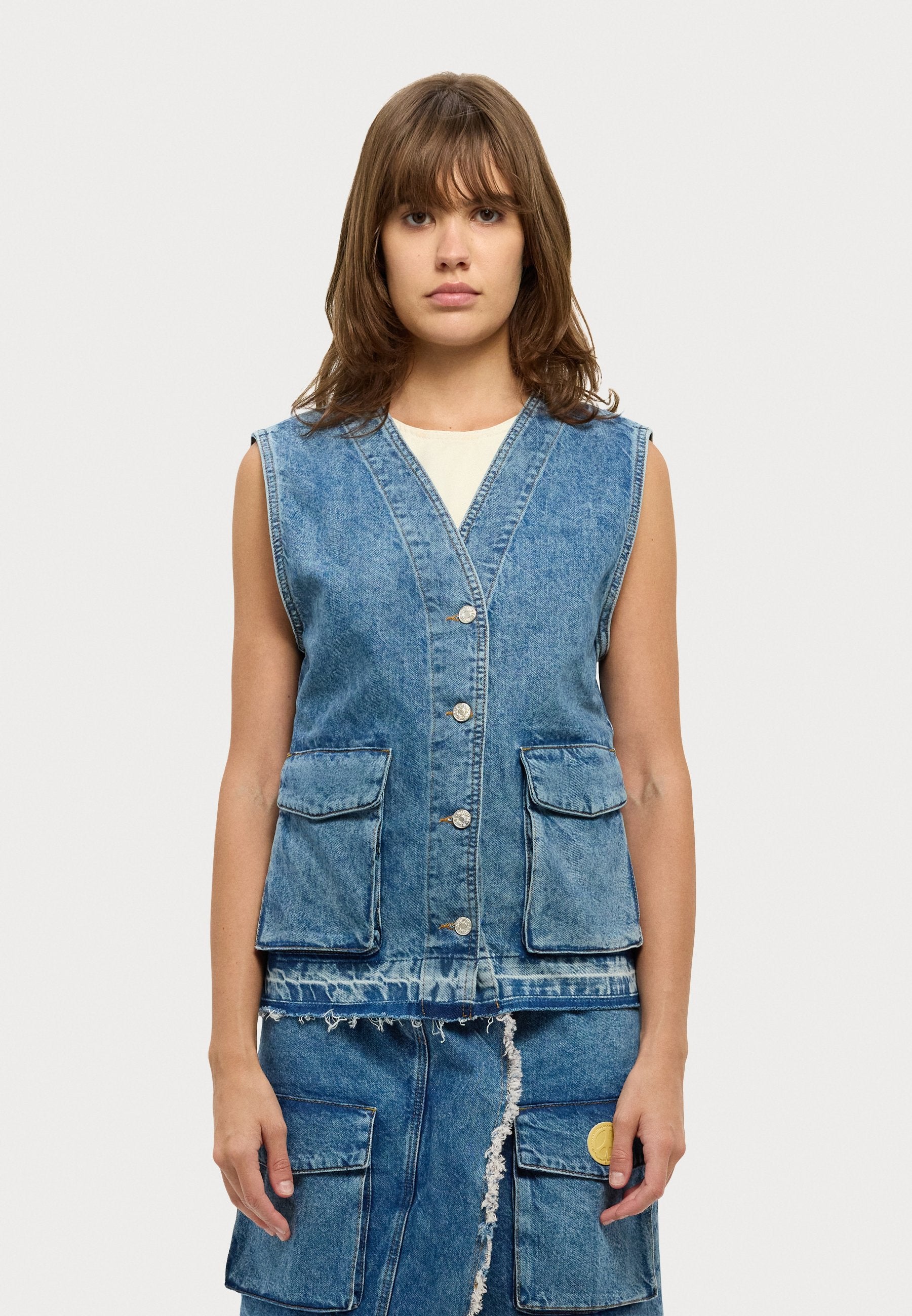 MOSCHINO JEANS