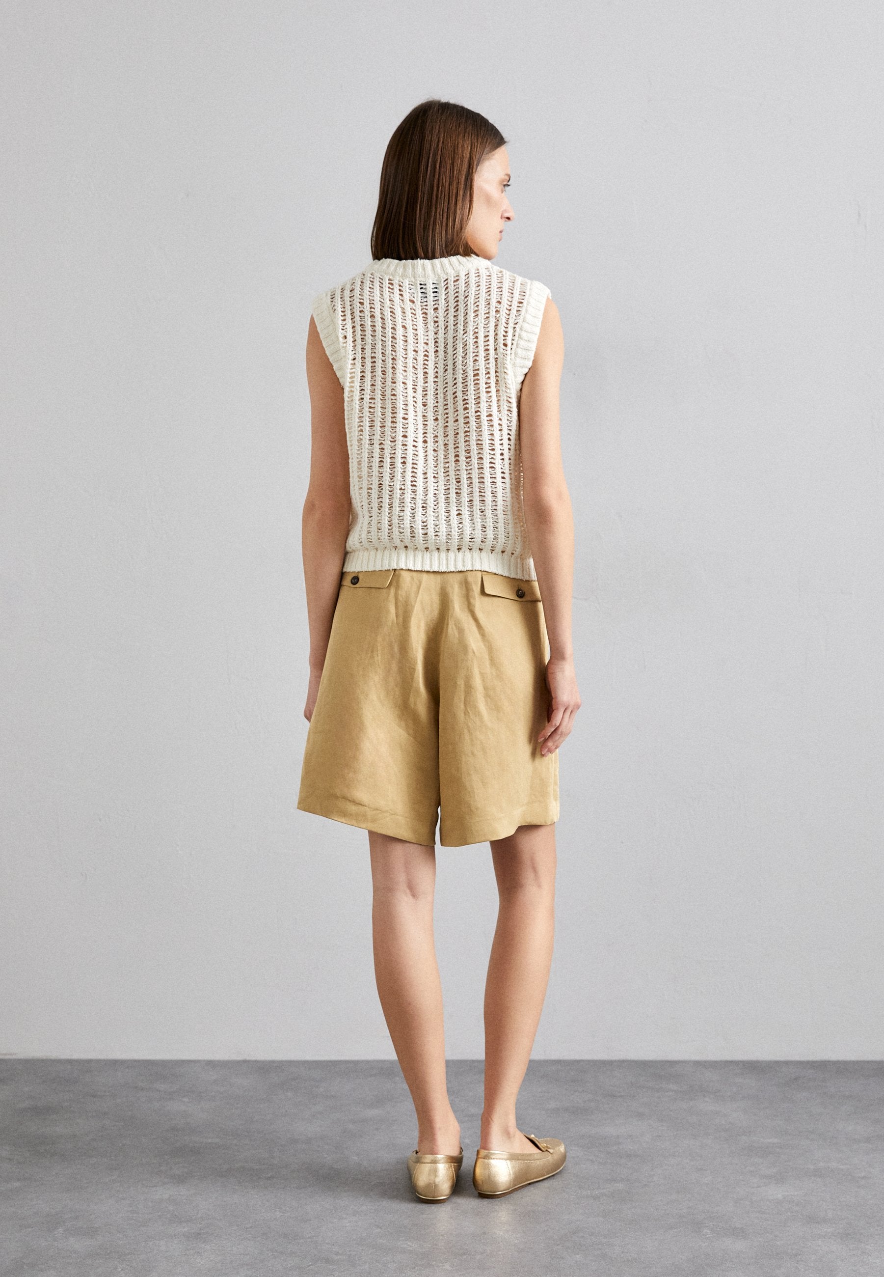 KNITID CHUNKY POINTELLE TANK
