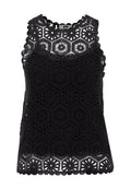 Schwarzes gehäkeltes Tanktop mit hexagonalem Muster und gewellten Kanten. Ärmelloses Design mit halbtransparenter Textur.
