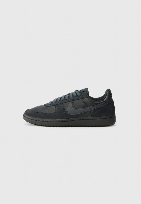 Nike Sportswear FIELD GENERAL - Trainers - black