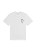 Weißes Baumwoll-T-Shirt mit Rundhalsausschnitt, kurzen Ärmeln und einem runden Logopatch mit Text und floralem Detail auf der linken Brust.