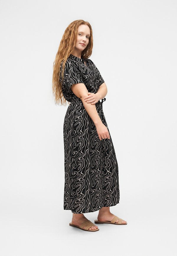 Vero Moda Curve VMCEASY LONG SHIRT DRESS