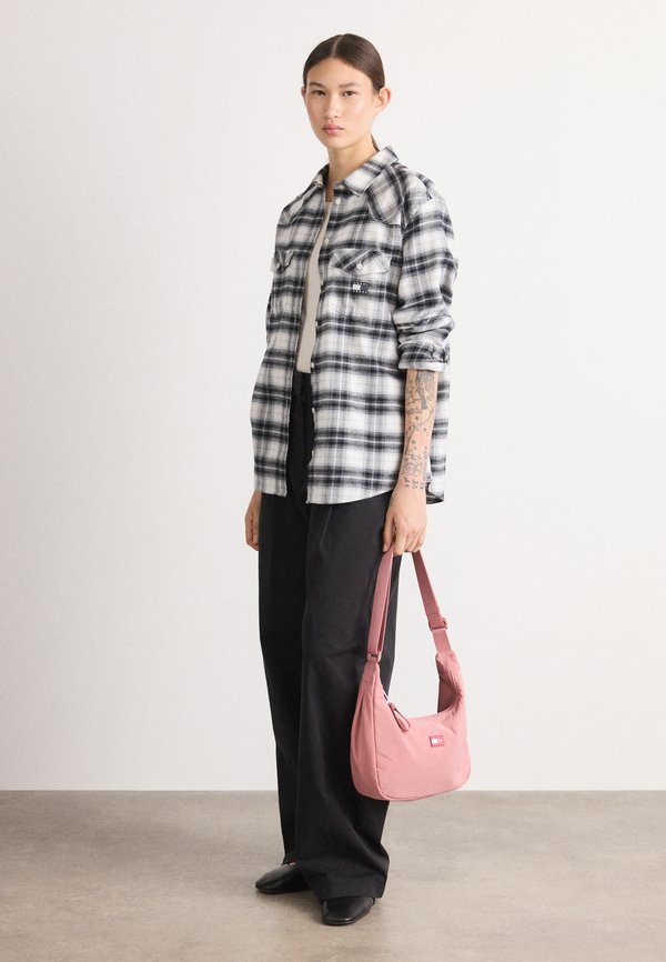 Tommy Jeans SHIRT