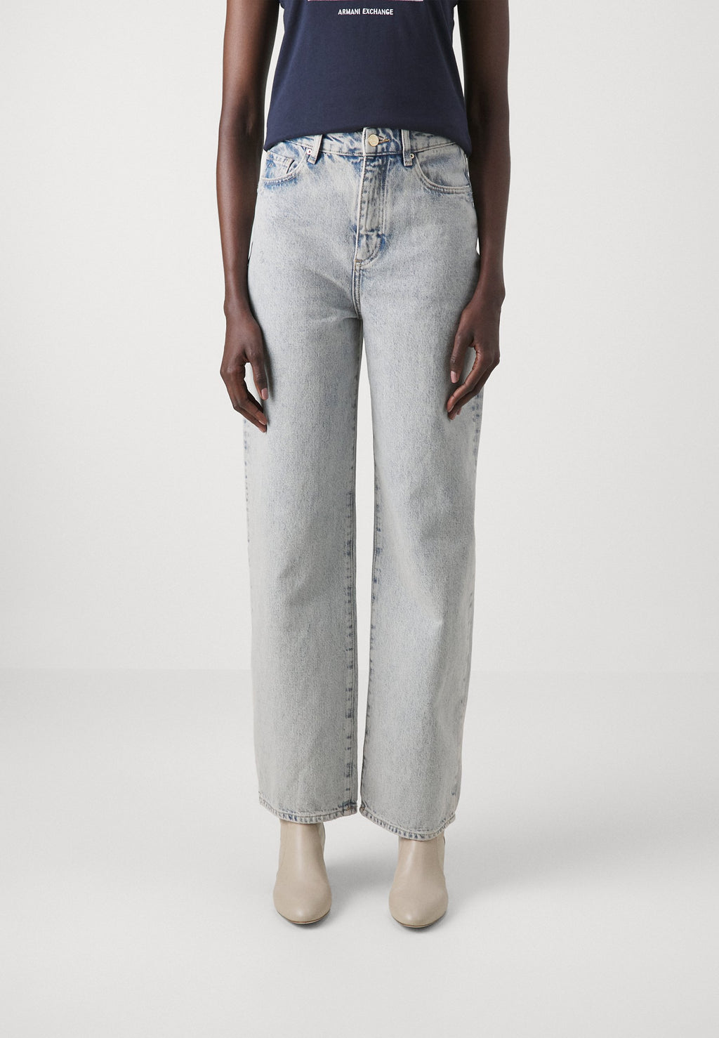 Armani Exchange Jeans Relaxed Fit Media 3