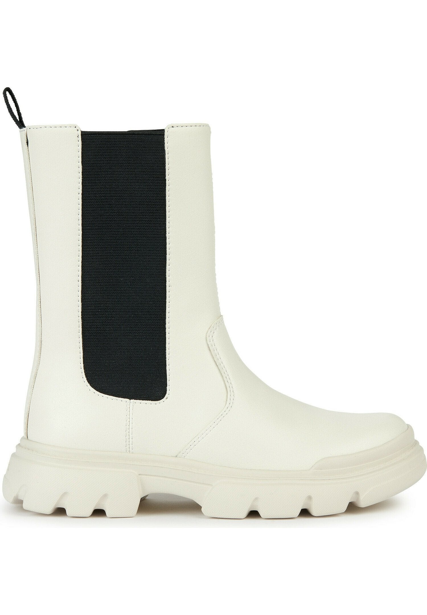 Weißes Leder Chelsea-Boot mit dicker Sohle und schwarzem elastischem Seiteneinsatz, ausgestattet mit einer Zuglasche auf der Rückseite.