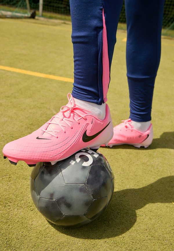 Nike Performance PHANTOM GX 2 ACADEMY FG/MG - Firm-ground football boots - sunset pulse/black