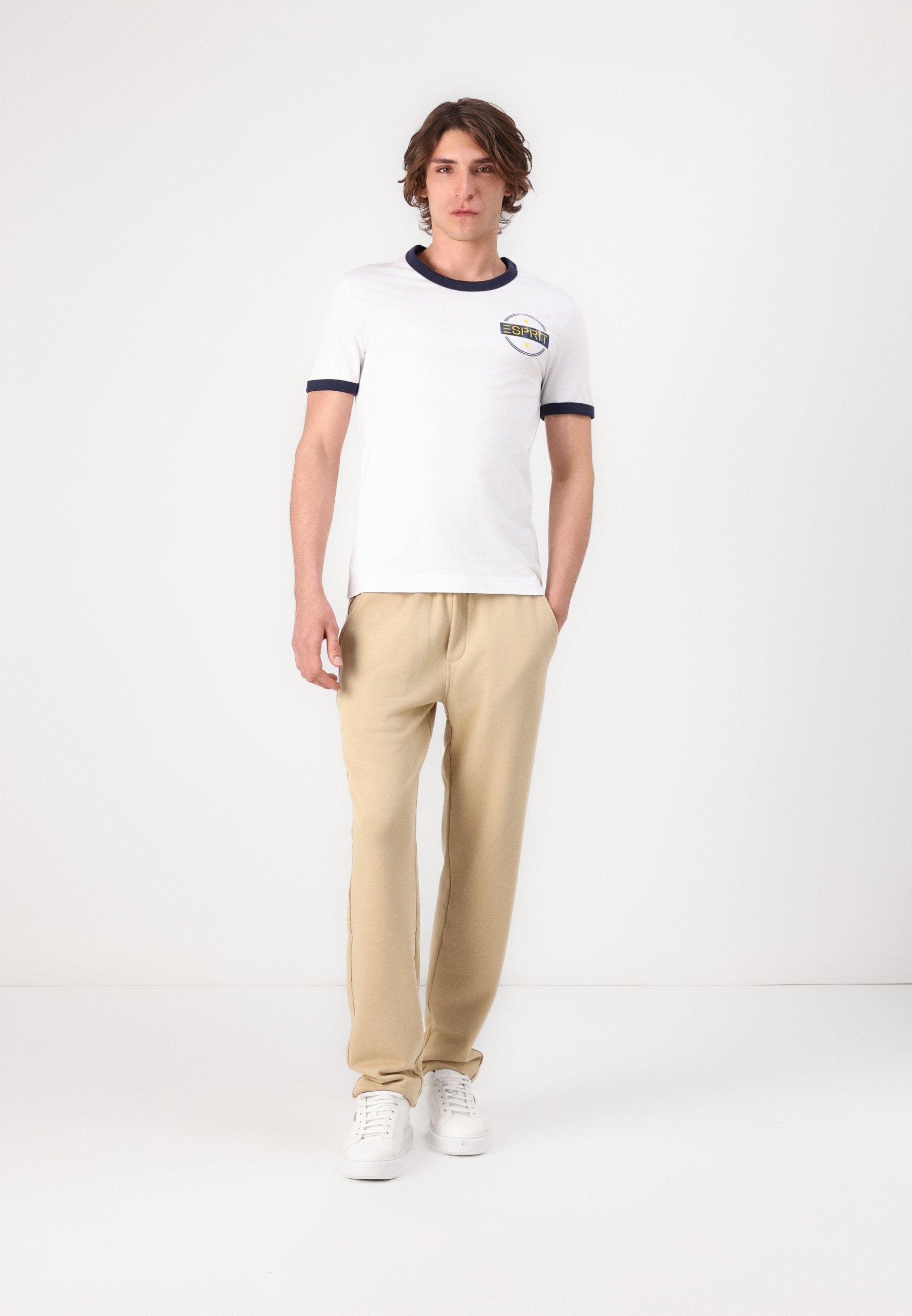 Esprit Jogginghose Media 2