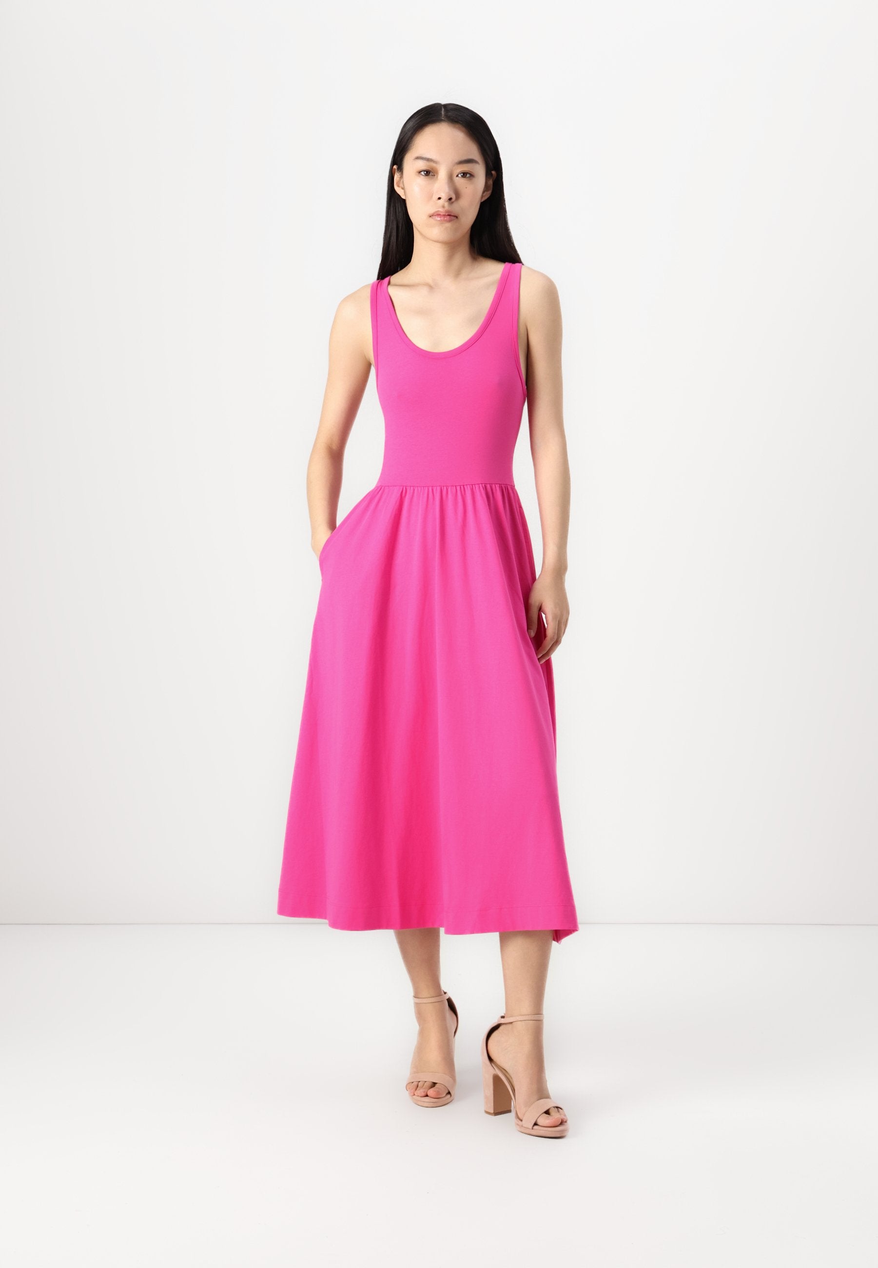 Esprit Jerseykleid Media 2