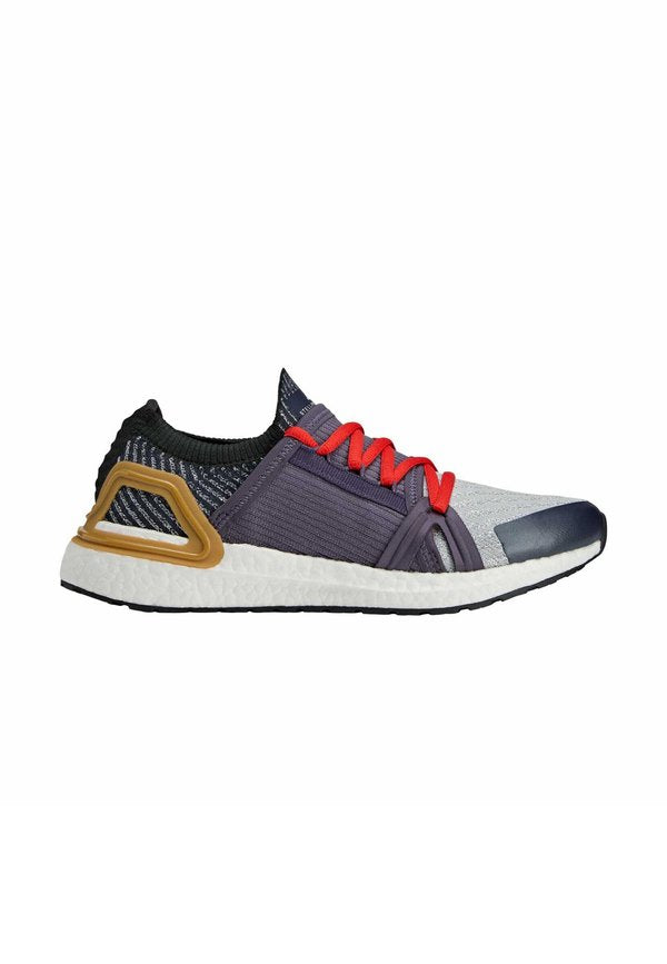 adidas by Stella McCartney ADIDAS BY STELLA MCCARTNEY ULTRABOOST DNA
