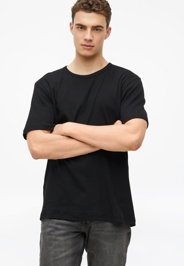 s.Oliver T-SHIRT - Basic T-shirt - schwarz